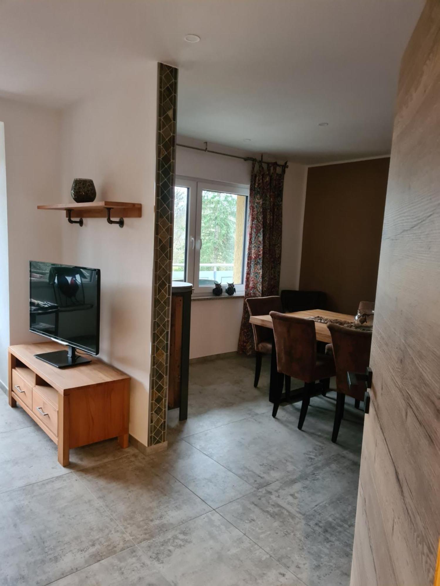 Ferienwohnung Burgblick Pelm 外观 照片