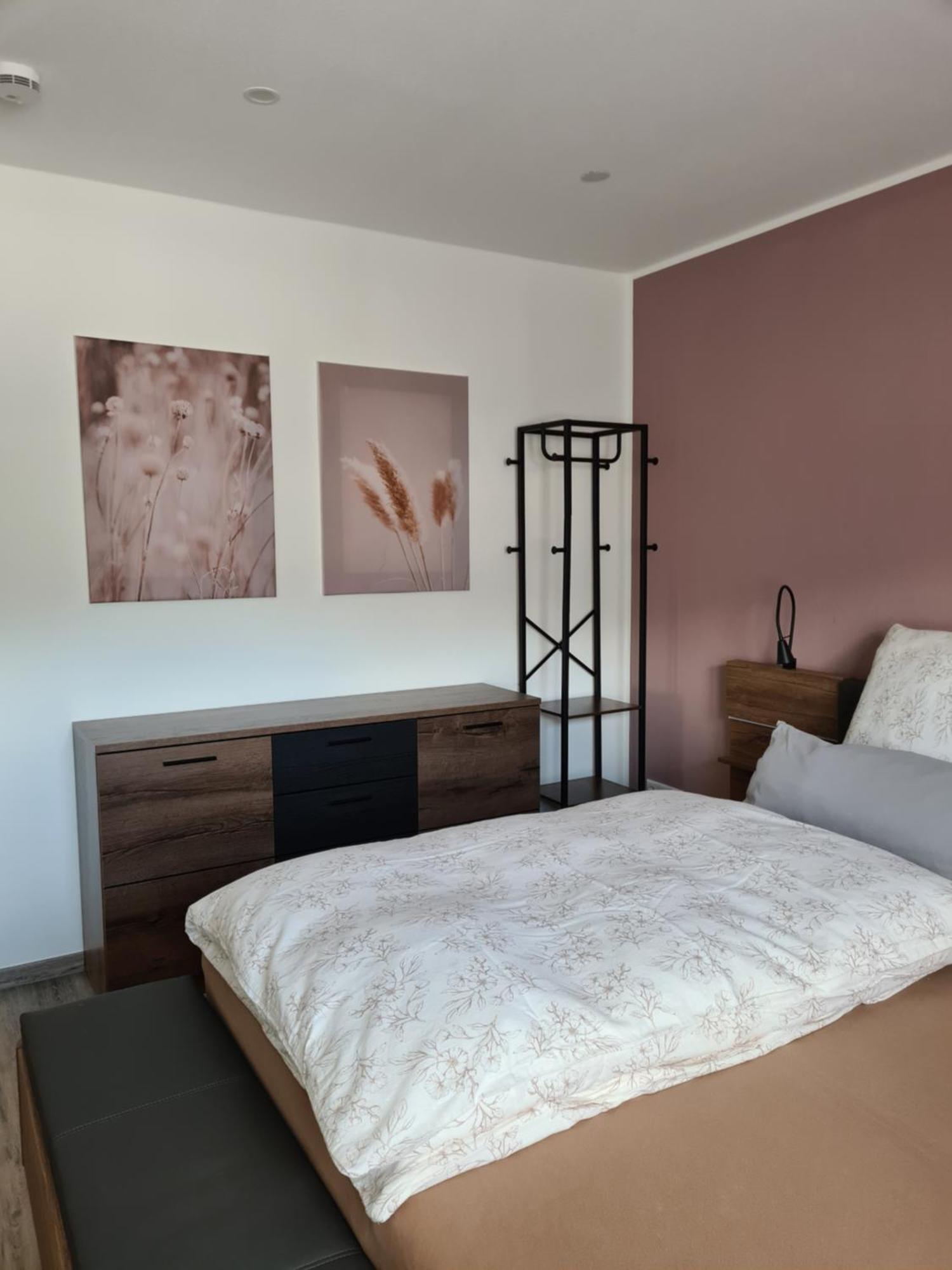 Ferienwohnung Burgblick Pelm 外观 照片